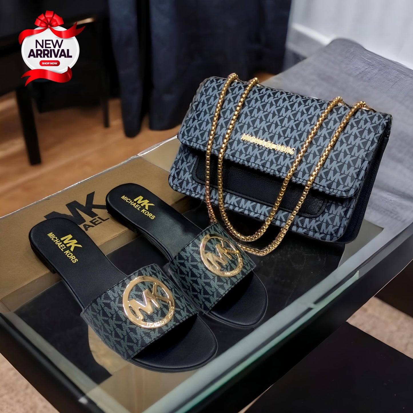 Michael Kors Slipper & bag Set
